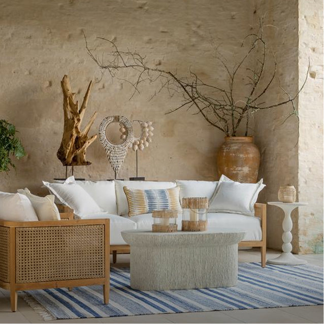 Daring Styles with Antique Decor