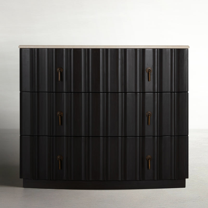 Sergio Chest